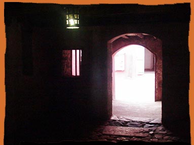 PORTE ALLERS SANS RETOURS
